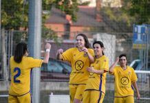 La AD Alcorcón Femenino debuta este año en Preferente y ocupa la 13º plaza. Para Laura Sparks “El Alcorcón no ha dejado de evolucionar”.