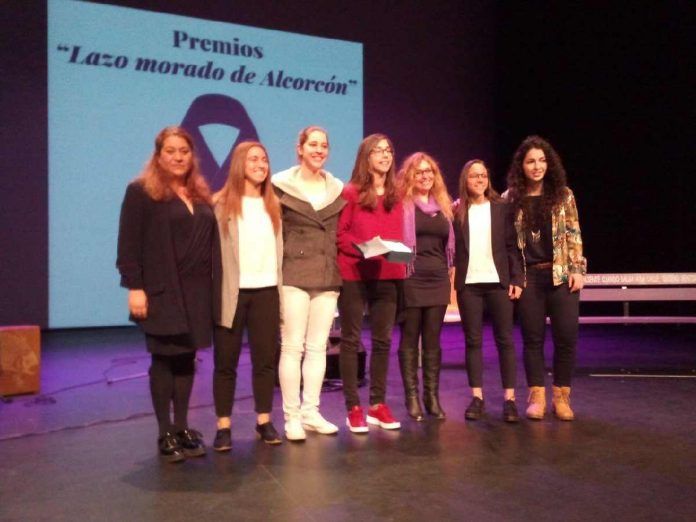 Alcorcón entrega los Premios Lazo Morado