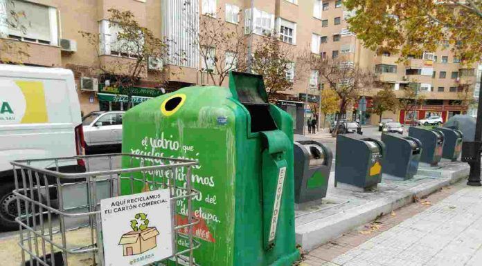 Alcorcón busca soluciones para el reciclaje del cartón comercial
