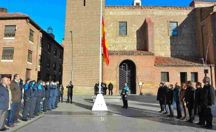 65.000 euros en banderas de España en Alcorcón