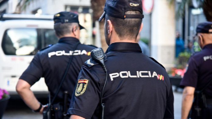 Dos menores detenidos en Alcorcón por robar en viviendas