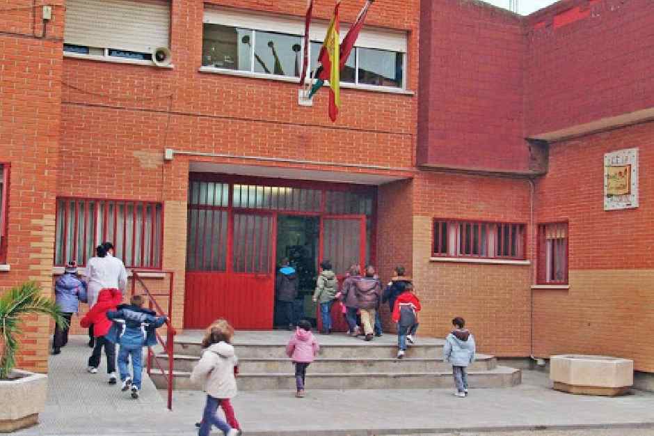 Alcorcón contará con un presupuesto de 300.000 euros para colegios