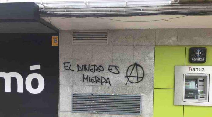 Alcorcón lleno de grafitis según Vox