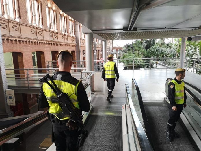 La UME se despliega en Alcorcón y en todo el sur de Madrid