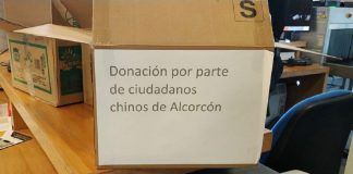 La comunidad china de Alcorcón dona material de protección