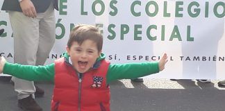 Las familias de Educación Espacial preocupadas ante el futuro de sus centros educativos