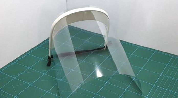 Los CoronaMakers de Alcorcón superan las 1.000 pantallas protectoras