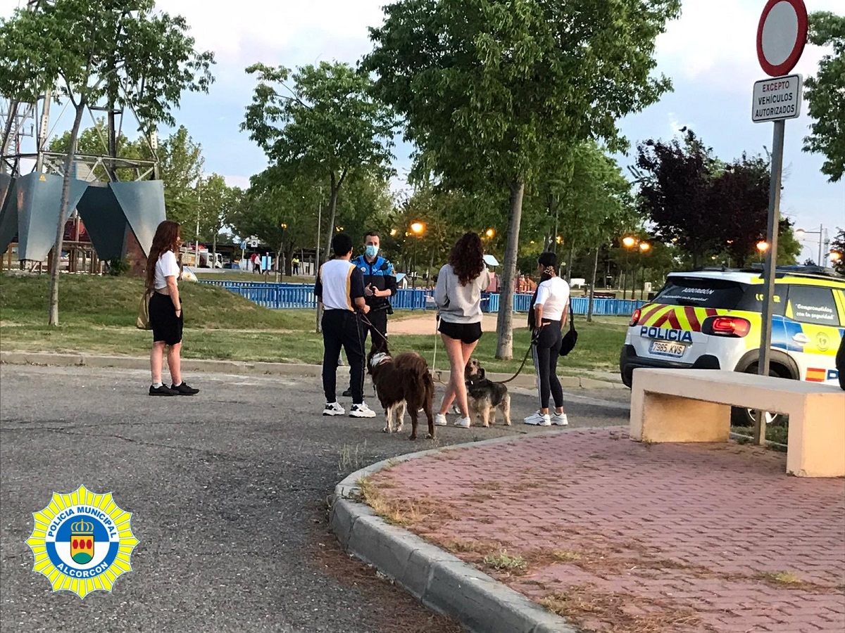 Cierres y denuncias en la Fase 0 en Alcorcón
