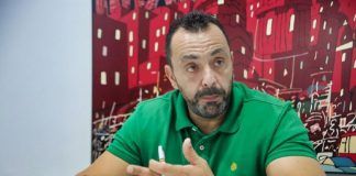 Vox Alcorcón acusa el Ejecutivo Local de dedazos en los contratos