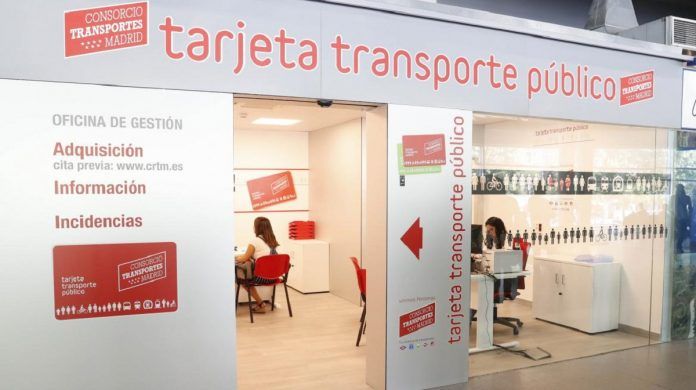 La Comunidad de Madrid compensará los abonos transportes