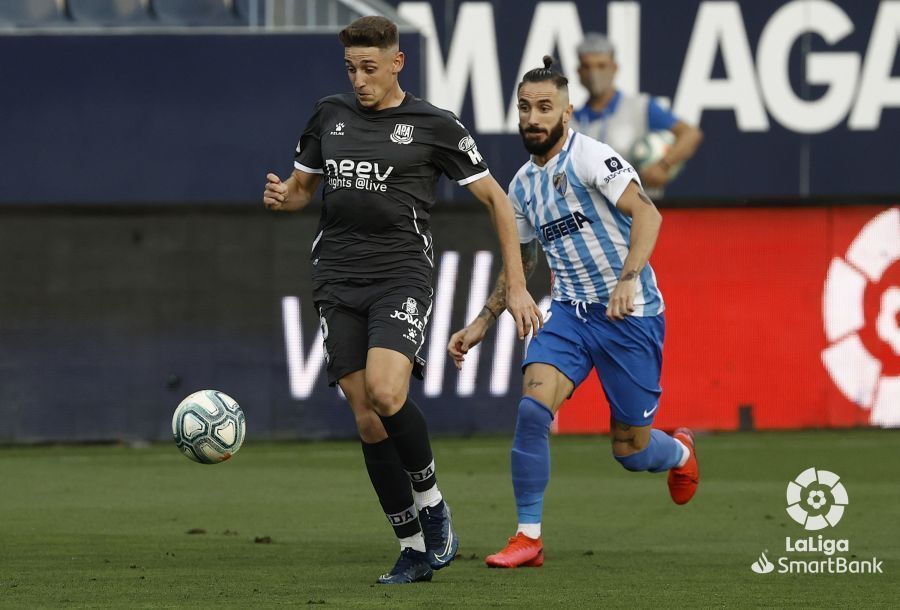 Málaga 2-0 AD Alcorcón/ El Alcorcón se despierta del sueño del playoff