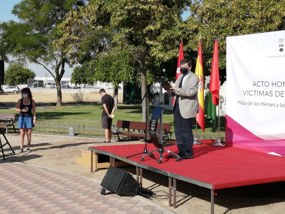 Alcorcón homenajea a los héroes y víctimas del COVID-19