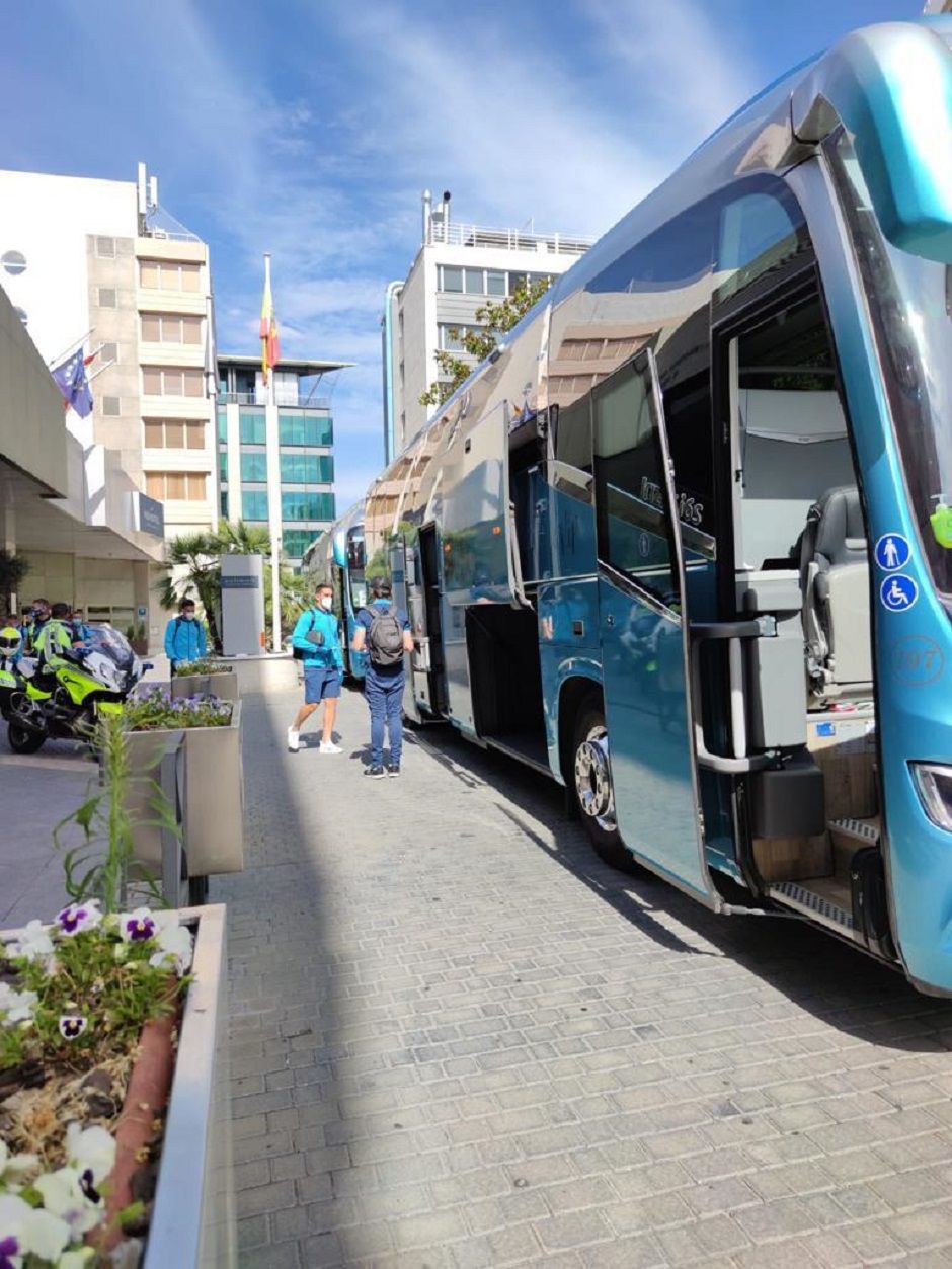 La Liga viaja en autocares de Alcorcón