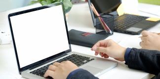 La educación online seguirá muy presente en el próximo curso. Preocupación en Alcorcón por la brecha digital en educación.