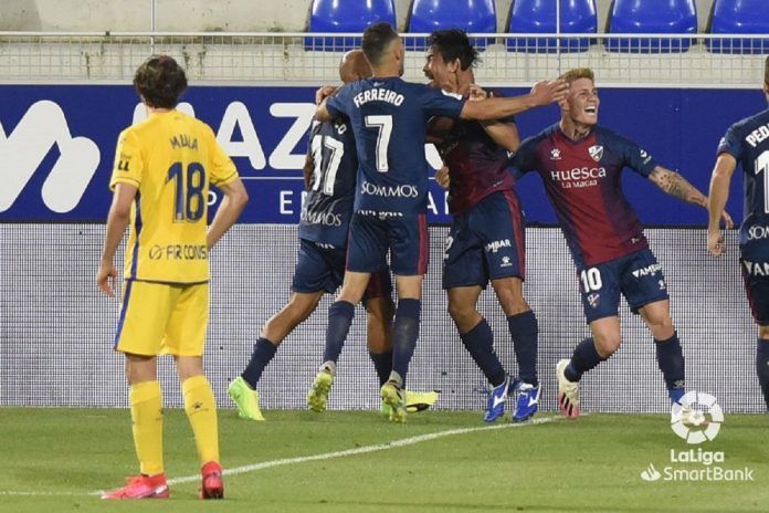 Huesca 2-1 Alcorcón/ El Alcorcón pierde la imbatibilidad a domicilio en el peor momento