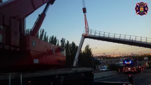 Un camión se estrella en Alcorcón y provoca varias horas de atascos