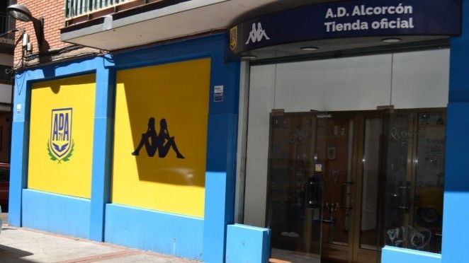 Reapertura de la tienda de la AD Alcorcón