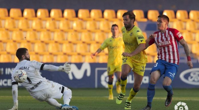 Alcorcón 1-2 Sporting/ El Alcorcón se hunde víctima de sus errores