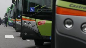 La Comunidad de Madrid frena el servicio de autobuses gratuitos en Alcorcón