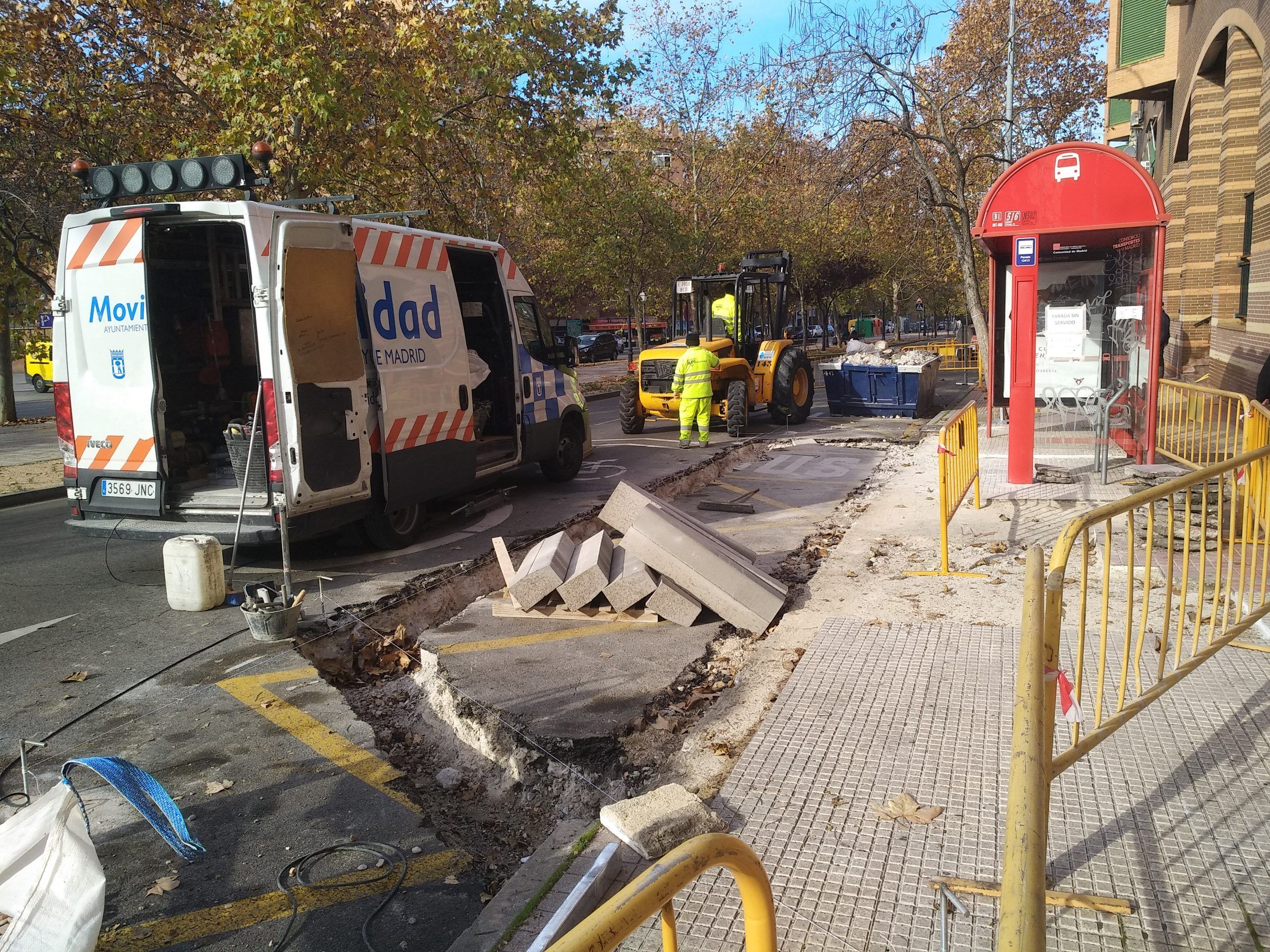 Alcorcón reforma siete paradas de autobuses