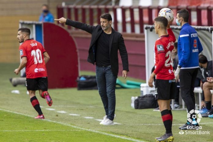 El 90% de la afición del Alcorcón pide un cambio de entrenador