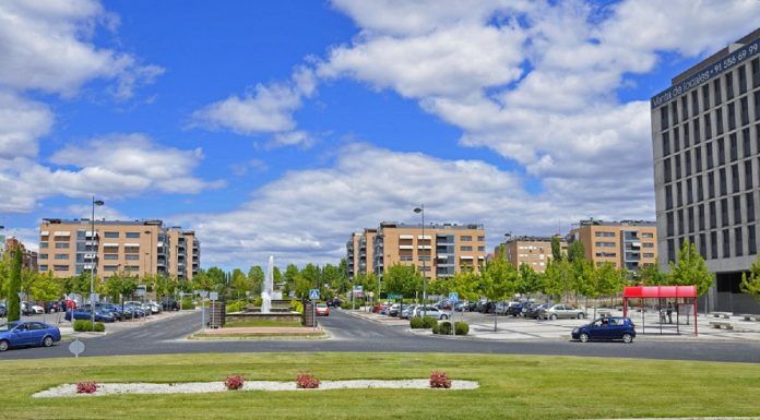 Los vecinos de Alcorcón preocupados por el futuro de sus trabajos y negocios