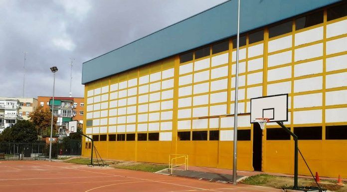 El Polideportivo Los Cantos cuenta con dos nuevas canchas de baloncesto