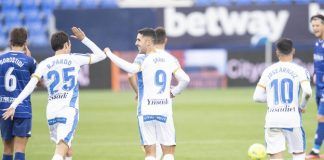Sabin Merino amarga el debut de Anquela con el Alcorcón