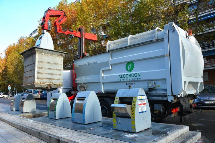Ciudadanos Alcorcón apoya el sistema de carga bilateral para la recogida de basuras