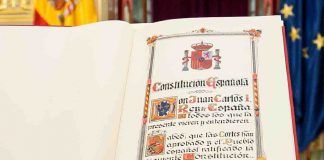 Alcorcón conmemora el 42º aniversario de la Constitución