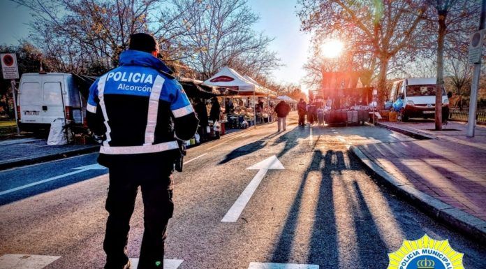 Detenido un hombre por agredir a su mujer delante de sus hijos en Alcorcón