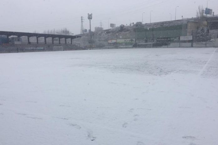 La nieve suspende la actividad deportiva del fin de semana en Alcorcón