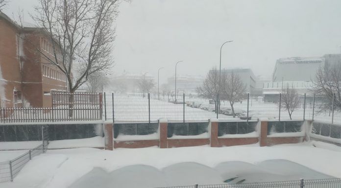 Cerrados los colegios y centros educativos en Alcorcón hasta el miércoles por la nieve