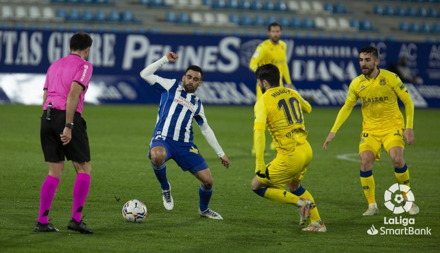 Ponferradina 2-0 AD Alcorcón / Yuri noquea al Alcorcón