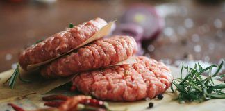 Hamburguesas caseras rellenas
