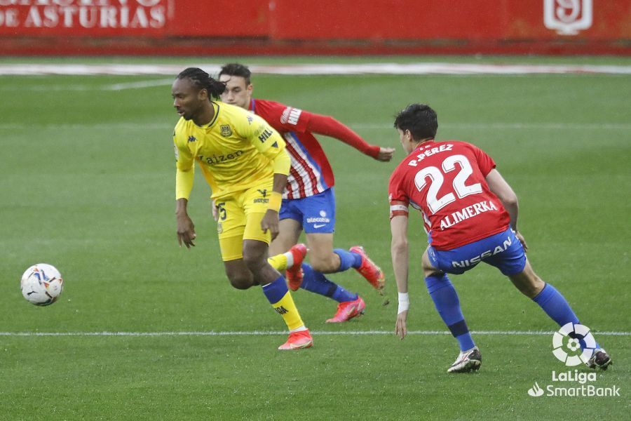 Sporting 0-0 Alcorcón / Dani Jiménez rescata un punto para el Alcorcón en Gijón