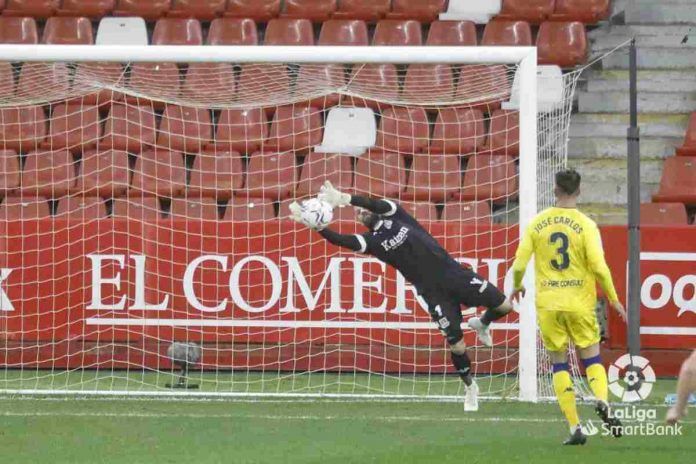 Sporting 0-0 Alcorcón / Dani Jiménez rescata un punto para el Alcorcón en Gijón