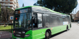 Un autobús atropella a una mujer en patinete en Alcorcón