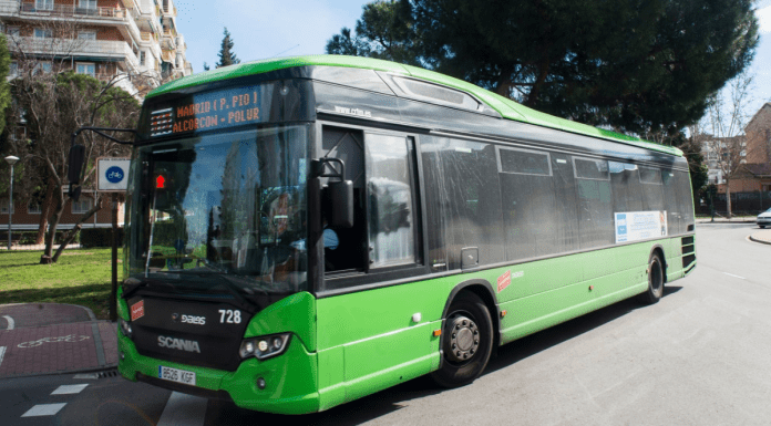 Un autobús atropella a una mujer en patinete en Alcorcón