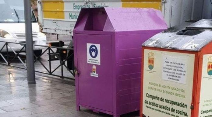 Roban dos contenedores de mascarillas en Alcorcón