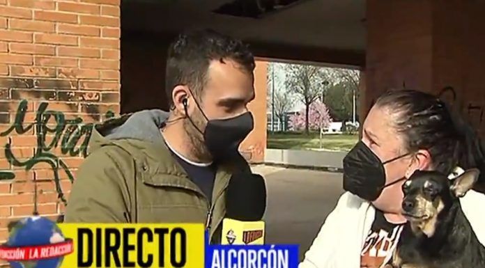 Tensión con unos okupas en Alcorcón: “En vez de tanto grabar, dadnos una casa”