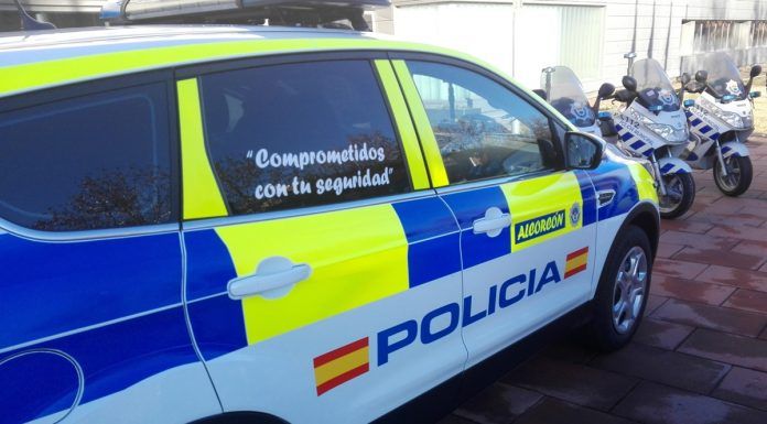 Detienen a dos hombres por robar en vehículos en Alcorcón