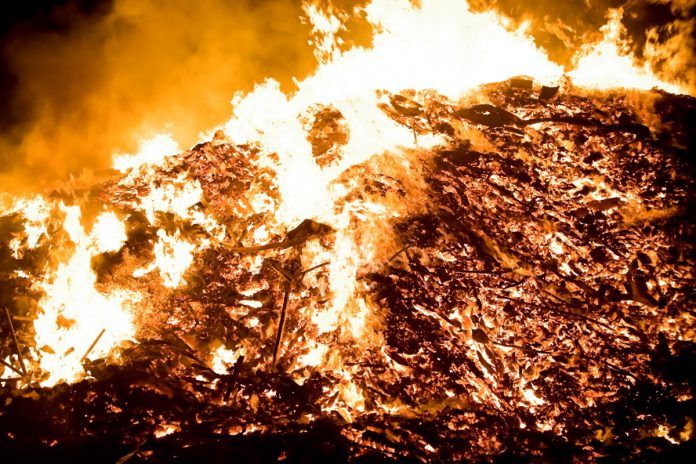 Fuerte olor a quemado en Alcorcón por un incendio en Villaviciosa de Odón