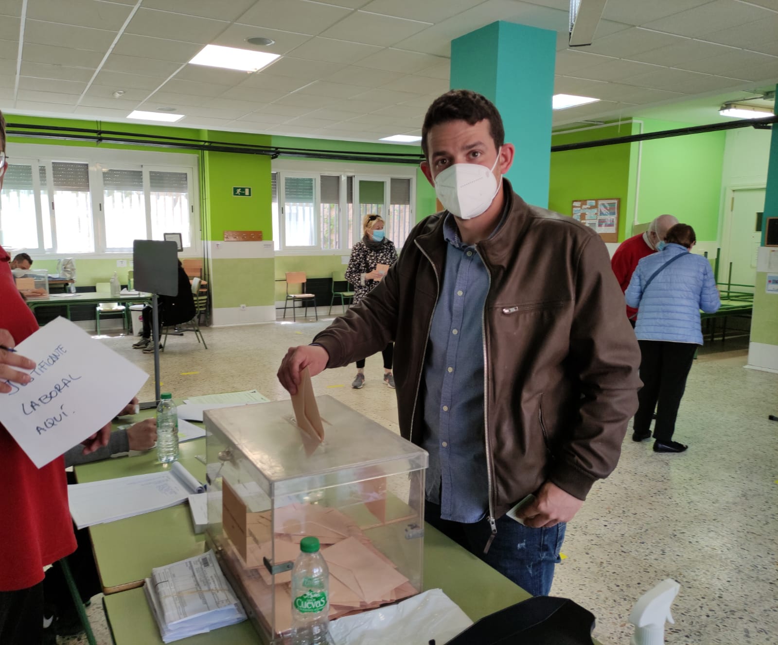 Los políticos de Alcorcón animan a la participación en la jornada electoral