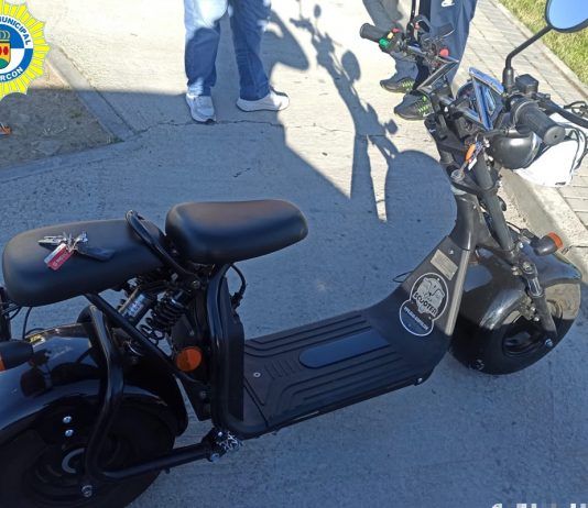 La Policía interviene por las infracciones de un conductor de ciclomotor en Alcorcón