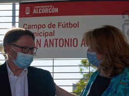 Emotivo homenaje de Alcorcón a Juan Antonio Anquela