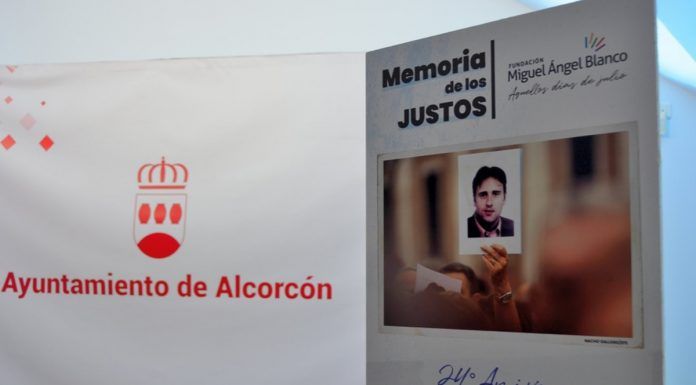 Emotivo acto por Miguel Ángel Blanco y las víctimas del terrorismo en Alcorcón