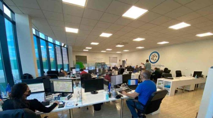 Cuatro consejos para elegir tu compañía de fibra óptica y telefonía móvil en Alcorcón