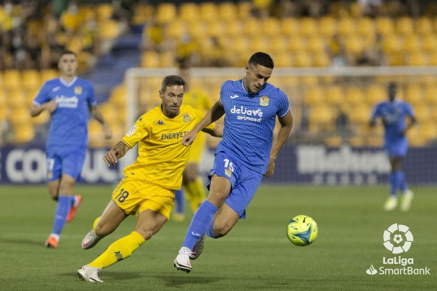 La falta de puntería fue determinante. Kanté y Anderson anotaron en la segunda parte para el Fuenla. El Alcorcón sigue sin aprender a ganar derbis.