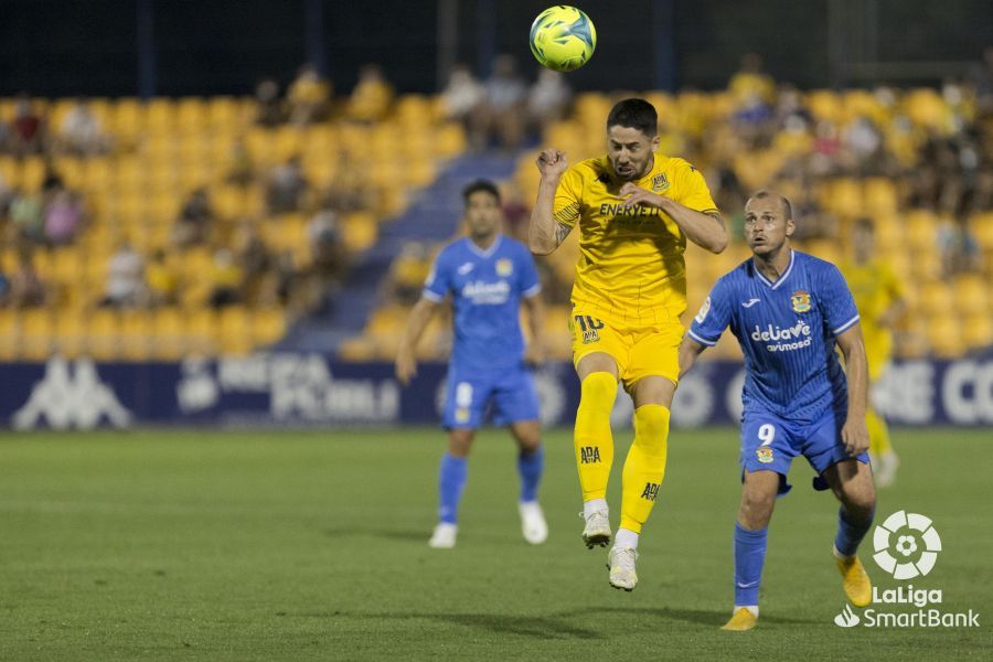 La falta de puntería fue determinante. Kanté y Anderson anotaron en la segunda parte para el Fuenla. El Alcorcón sigue sin aprender a ganar derbis.